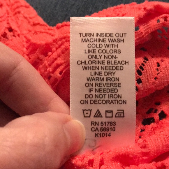 NWT lace blouse - Picture 4 of 4